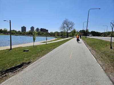 Paths along Lake Michigan